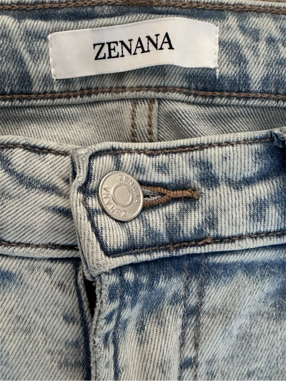 Zenana Light Wash Wide Leg High-Rise Jeans - Picture 6 of 7
